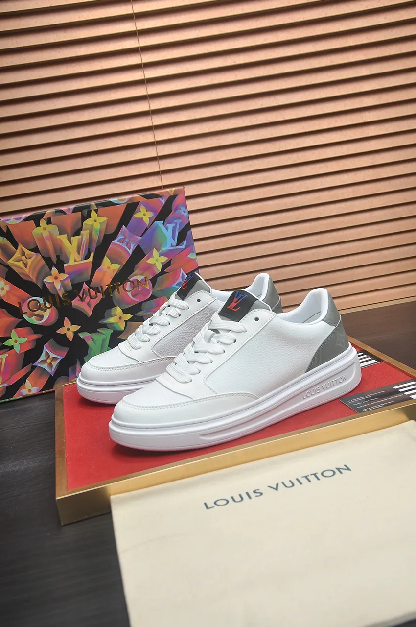 Men's shoes 💰540💶[LOUIS VUITTON] Original order price (water-dyed cowhide lining) new model 🍀LV Louis Vuitton * - top version of LV classic trendy shoes! Made of imported original cowhide, water-dyed cowhide lining, and original wear-resistant rubber outsole! High quality products! Code number 38-45 (45 is custom-made and cannot be returned or exchanged)